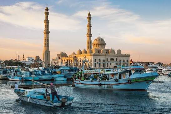 Hurghada City Tour with Private Car & Guide